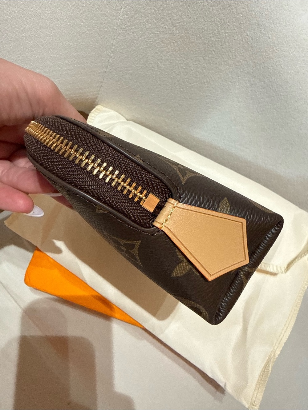 Pouch in Dark Brown with Tan Accent